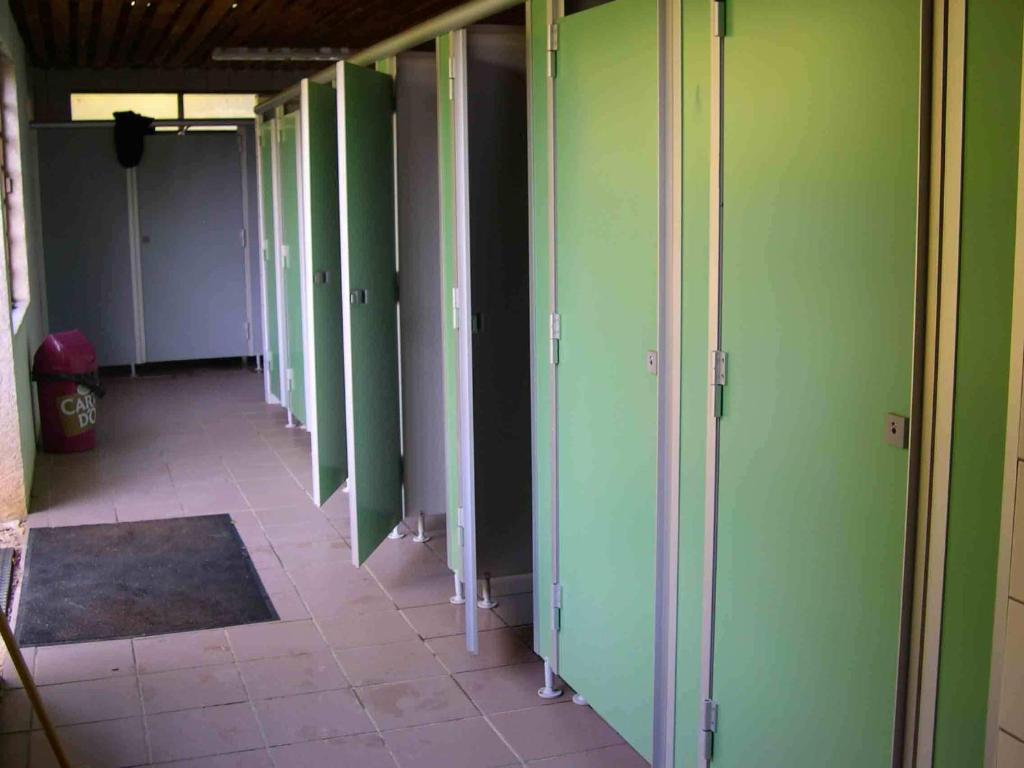 Camping De La Croix D'Arles Bourg Szoba fotó