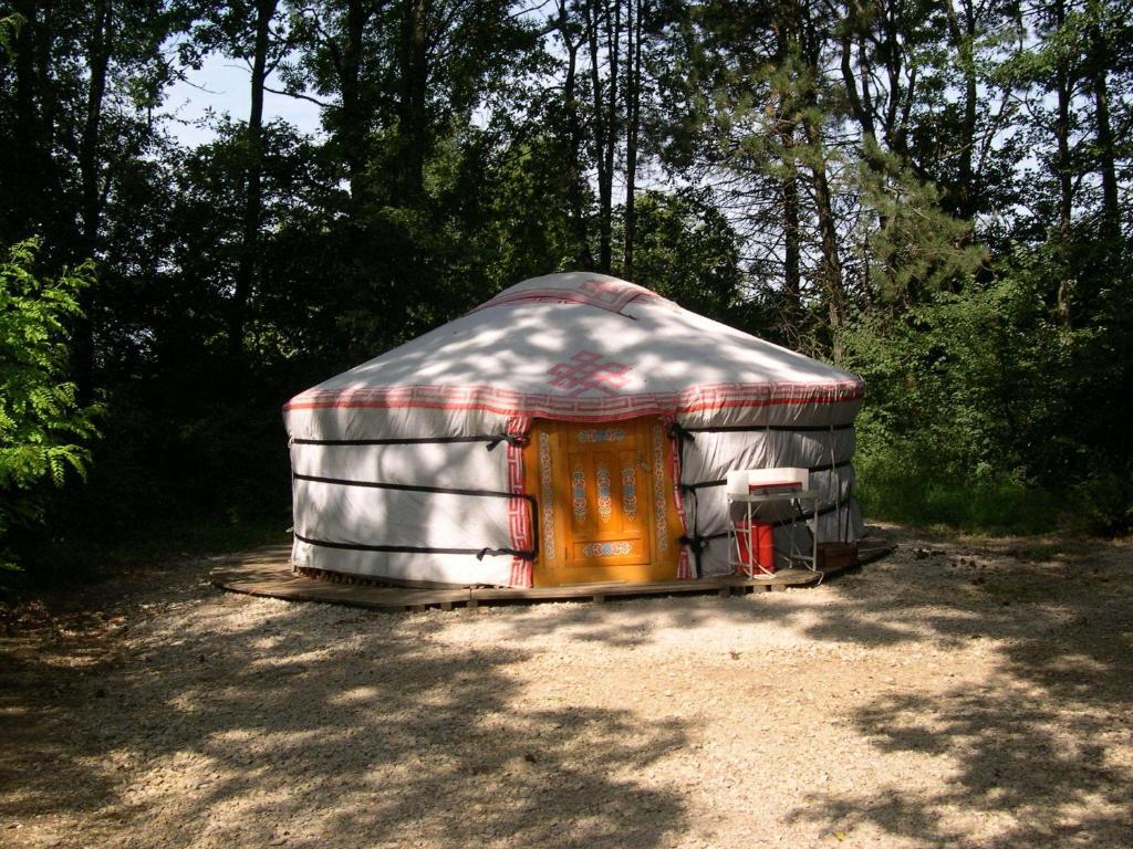 Camping De La Croix D'Arles Bourg Szoba fotó